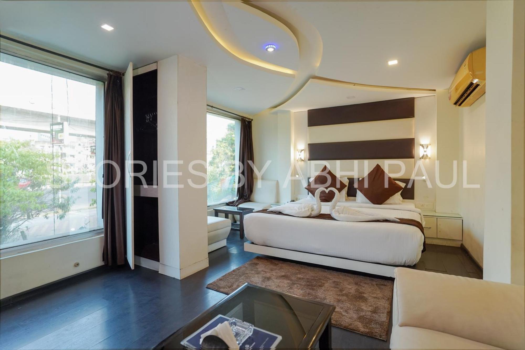 Sheldon Hotel Колката Екстериор снимка