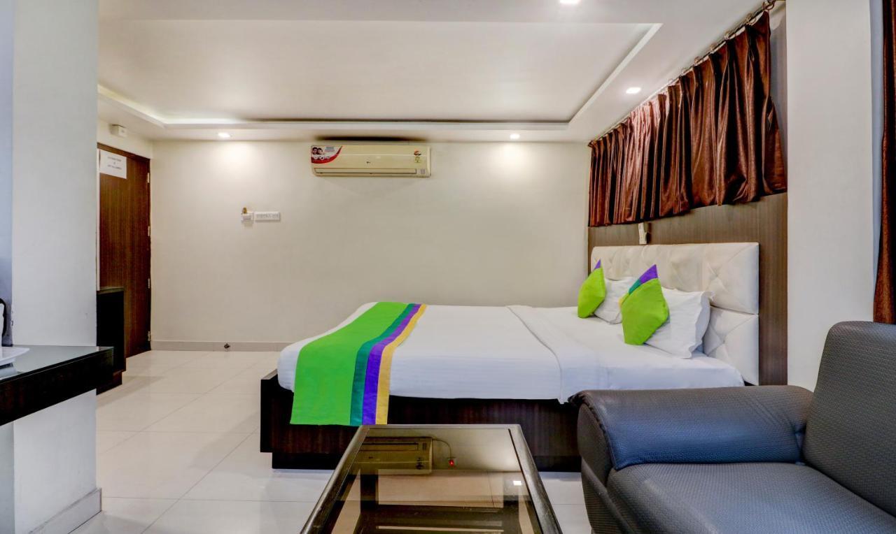 Sheldon Hotel Колката Екстериор снимка