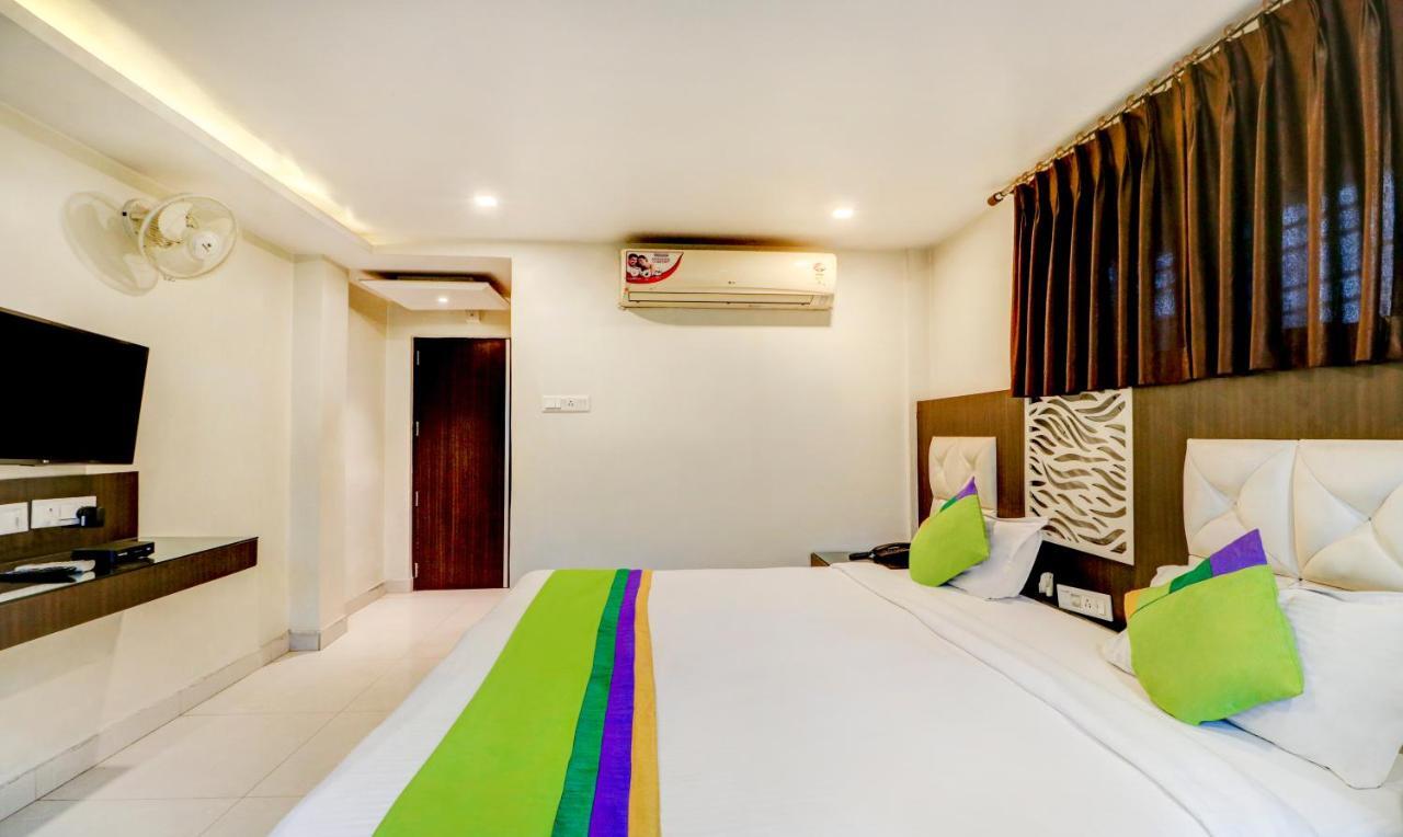Sheldon Hotel Колката Екстериор снимка